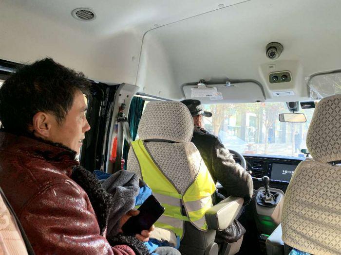 金川縣推出“定制客運”服務，受到群眾廣泛歡迎